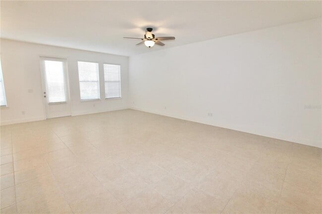 Building Photo - 2880 Rapollo Ln