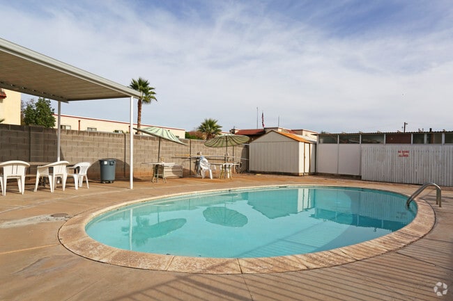 Building Photo - Papago View Apartments