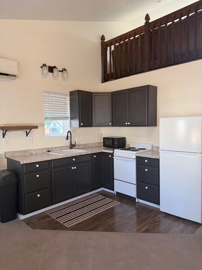 Foto del edificio - 2463 N Maxie Way