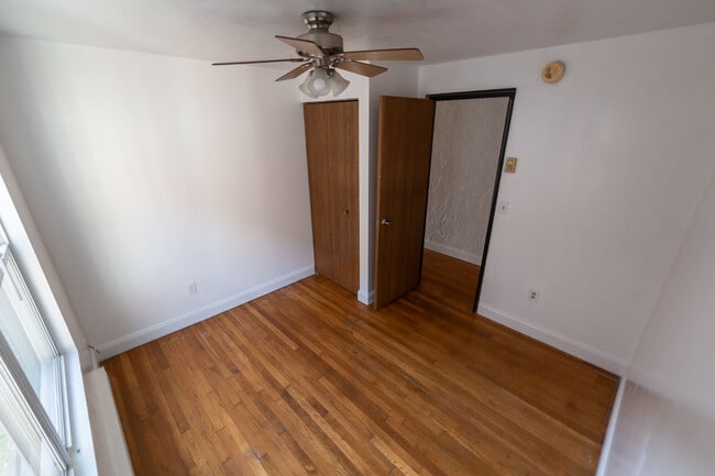 Building Photo - 1412-1416 W 110th St