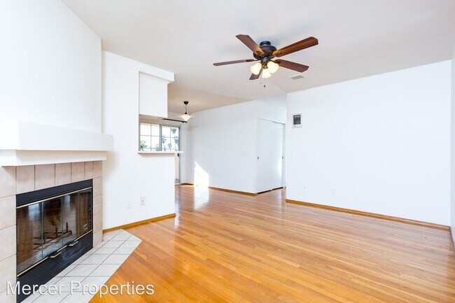 Foto del edificio - 2 br, 2 bath Apartment - 4163 Cleveland Ave