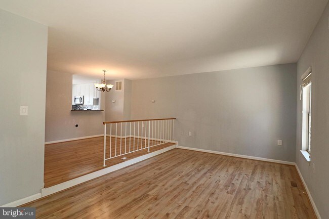 Building Photo - 10874 Stone Hill Ln