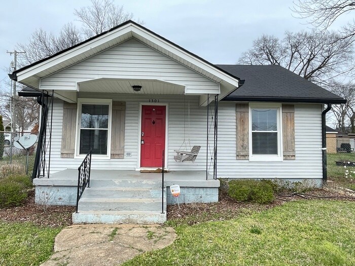 Primary Photo - East Nashville home with storage shed, con...