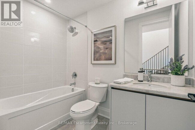 Building Photo - 138 East St