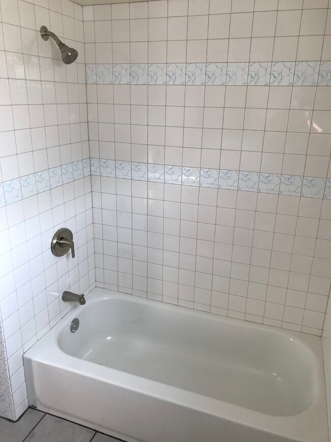 Bathroom - 6700 W 63rd St