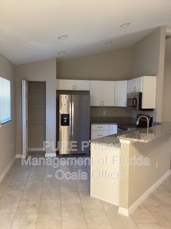 Building Photo - 2640 SW 153rd Pl Rd