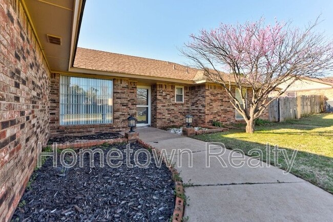 Photo - 5608 NW 113th St House