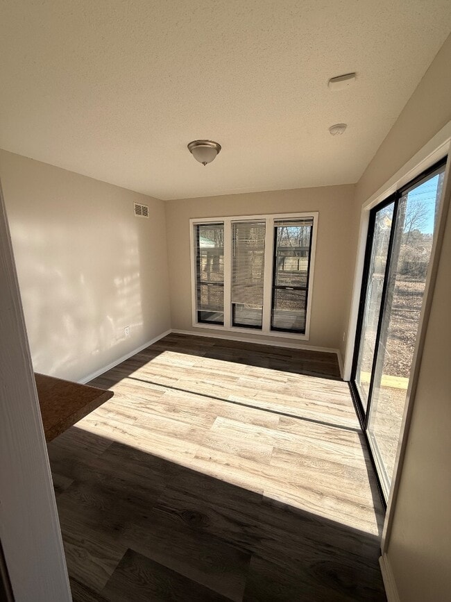 Building Photo - 2150 Tramway Pl