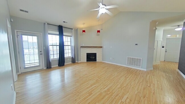 Building Photo - 1324 Kershaw Loop