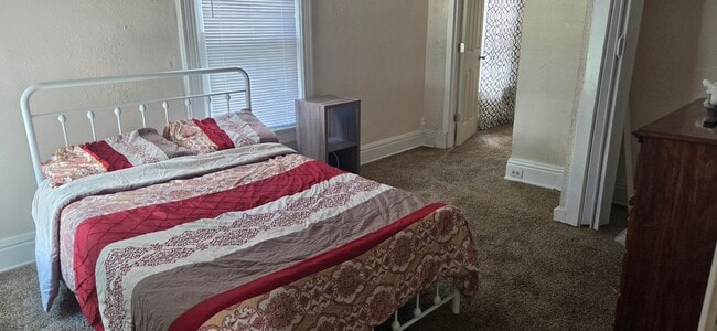 Photo - 1513 Blair Ave (Cincinnati, OH) House