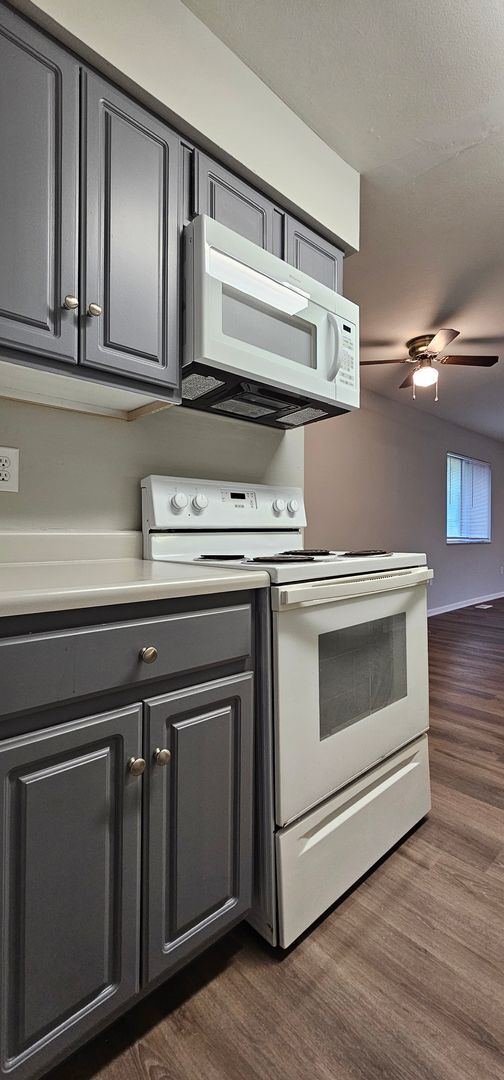 Foto del edificio - Newly Renovated 2-Bedroom Duplex in Butler...