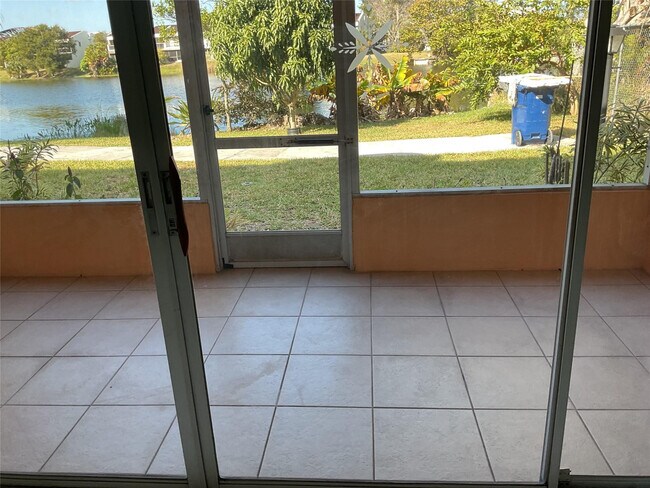 Foto del edificio - 3363 Spanish Moss Terrace