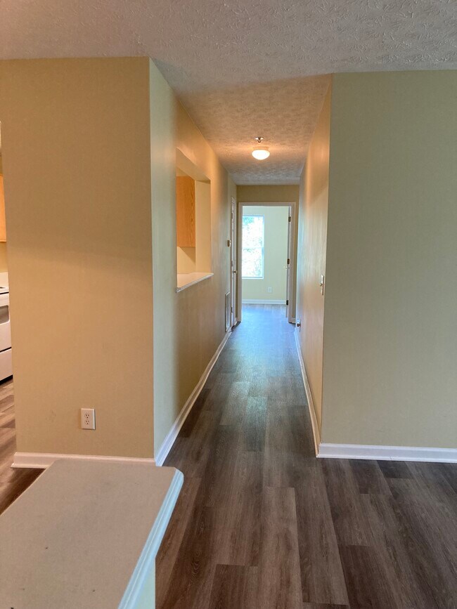 Building Photo - 1302 Waldrop Pl