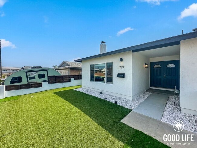 Building Photo - 731-731 Reef Dr