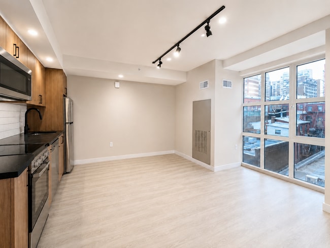 Interior Photo - The Ranstead