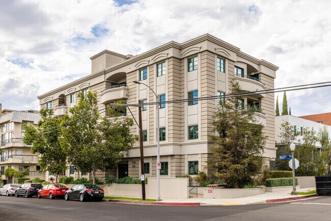 Foto del edificio - 10707 Missouri Ave