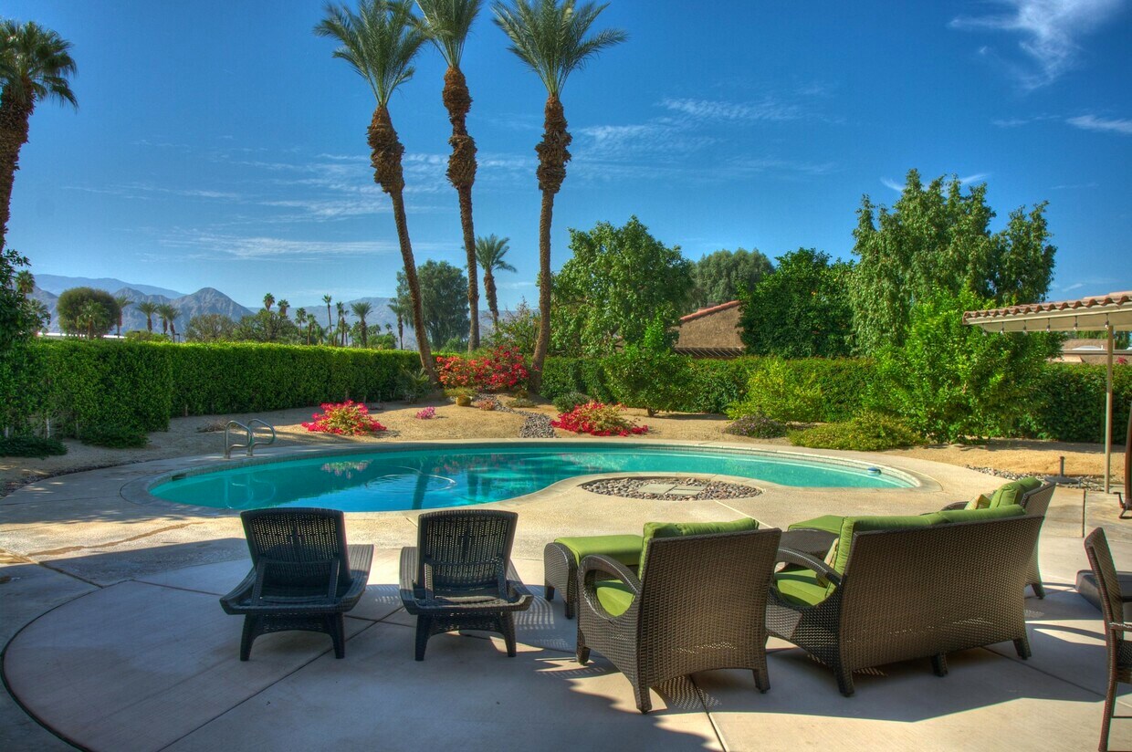 Primary Photo - 42645 Baracoa Dr