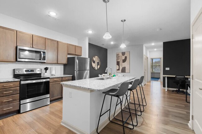 Foto del edificio - 17250 Eloise Boyette St