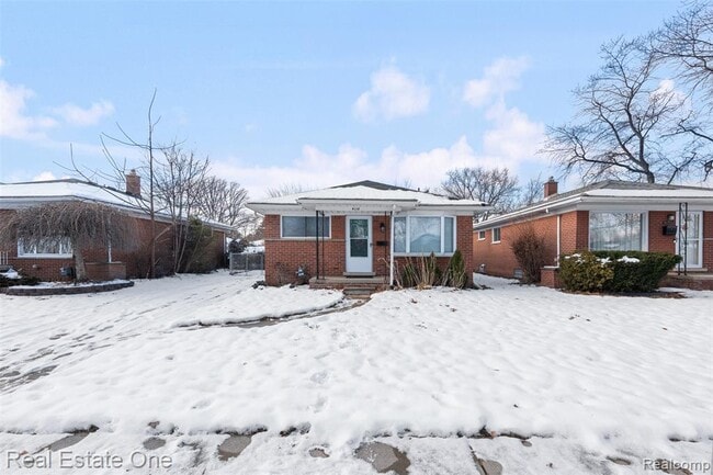 Building Photo - 4114 Lincoln Blvd