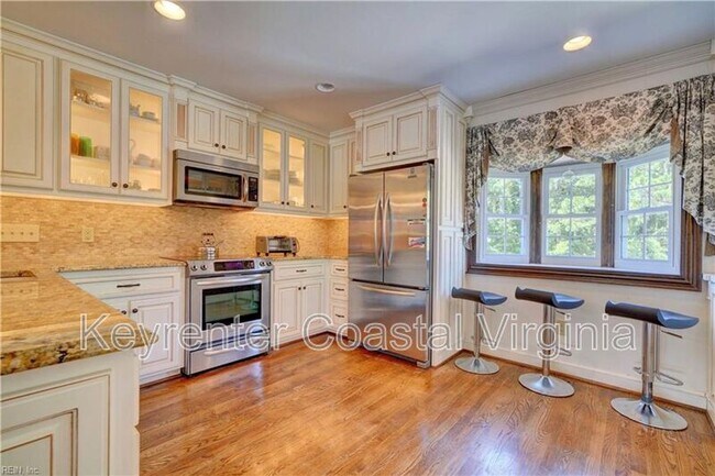 Foto del edificio - 108 Commerce St