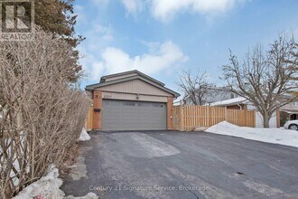 Building Photo - 6357 Neuchatel Rd