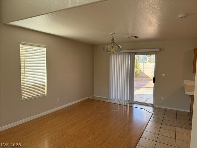 Building Photo - 1424 Red Sunset Ave