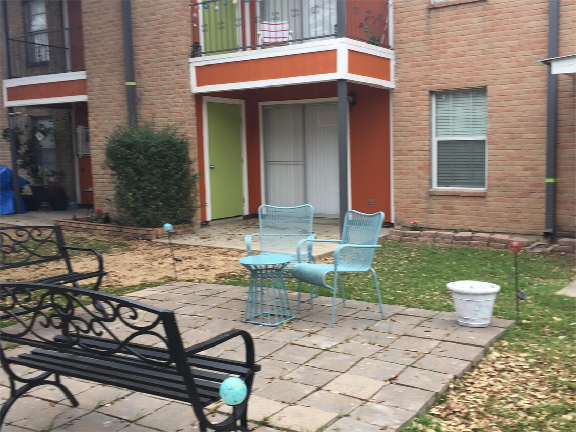 Primary Photo - 9511 Contessa Dr
