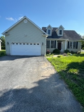 Building Photo - 79 Phillips Dr