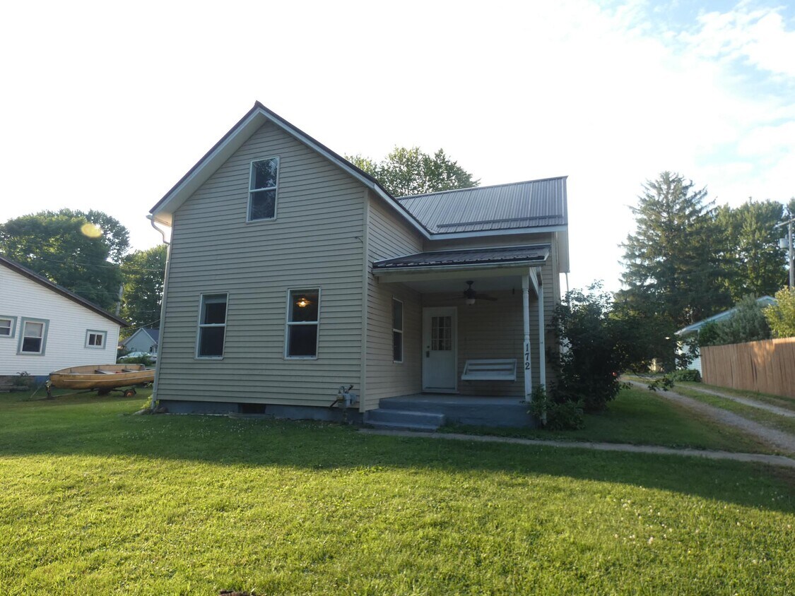 Foto principal - 172 w mill street ave
