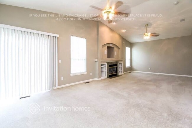 Building Photo - 3205 Oakes Mill Pl