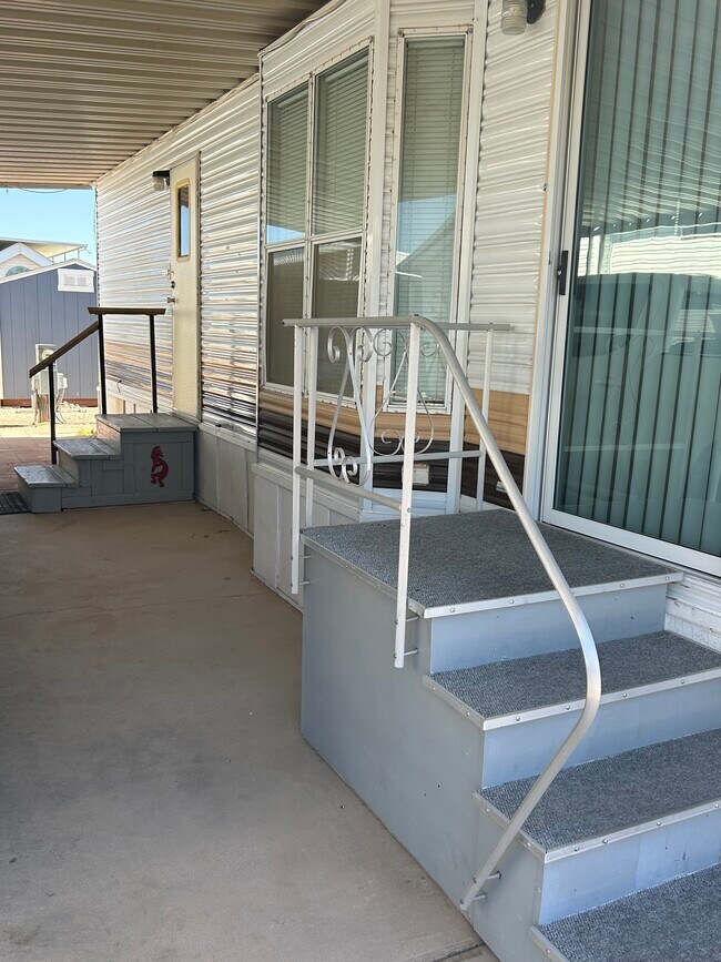 Foto del edificio - 216 E Ocotillo Dr