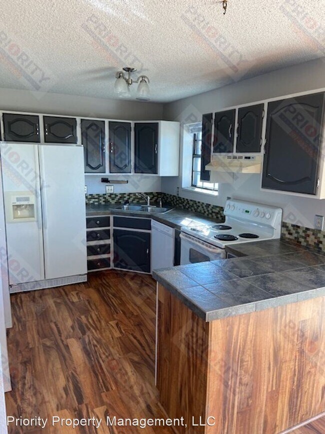 3 br, 2 bath House 6702 Sleepy Hollow Blvd House Rental in Gillette