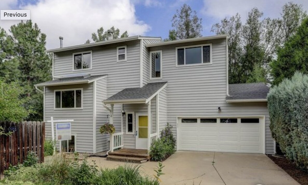 Primary Photo - 125 Mineola Ct