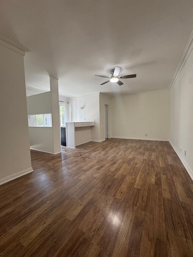 Foto del interior - Hayworth Courtyard Apartments – West Hollywood Living