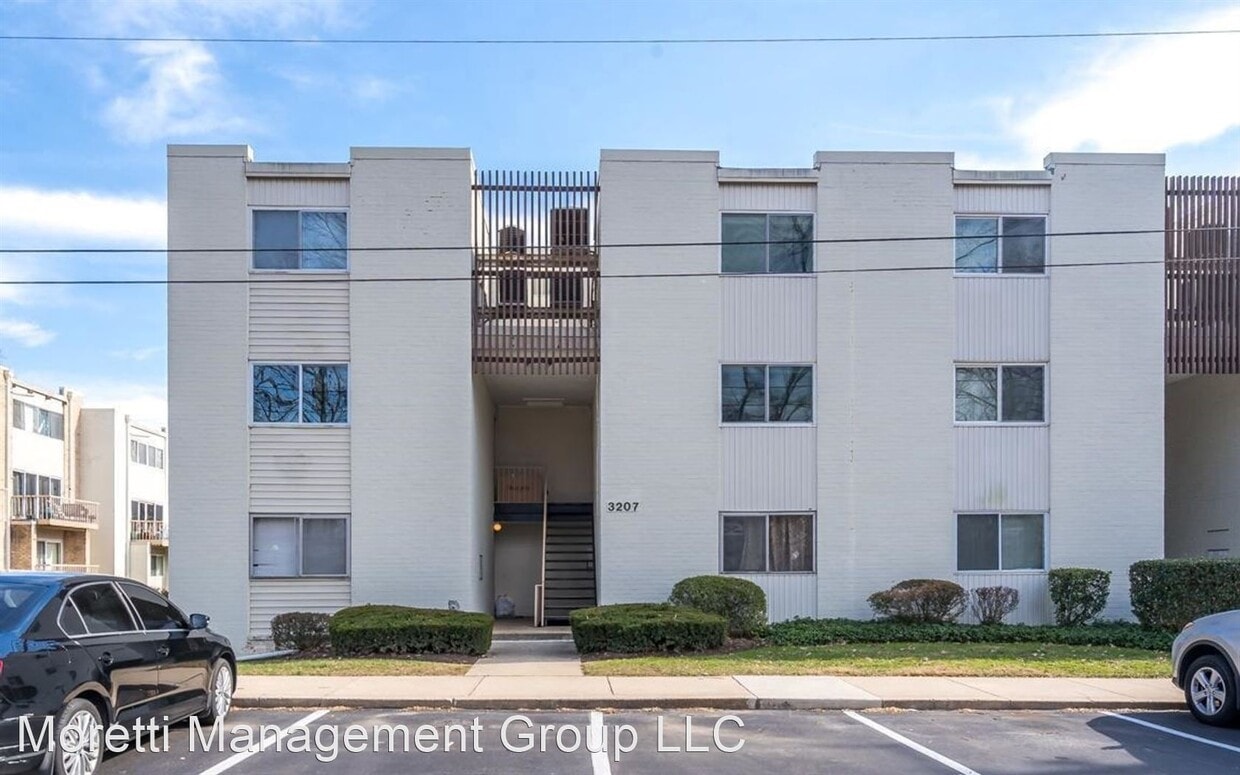 3 br, 2 bath House 3207 University Blvd House Rental in Kensington, MD