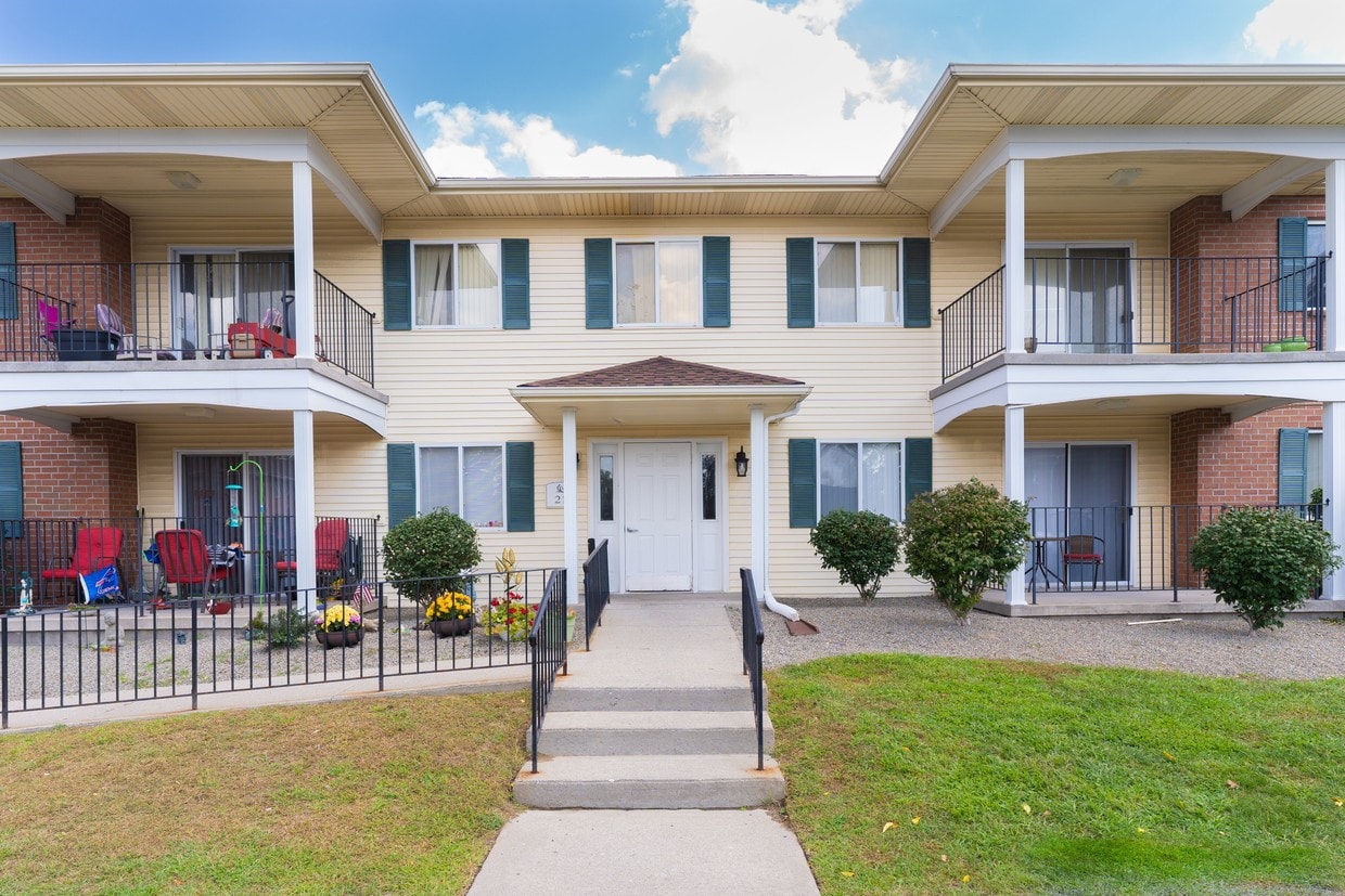 Courtyard Apartments Alquileres en Greece, NY
