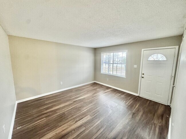 Foto del edificio - 3940 Schoolfield Rd