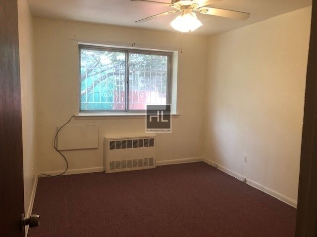 Building Photo - Great One Bedroom in Woodside, NY
