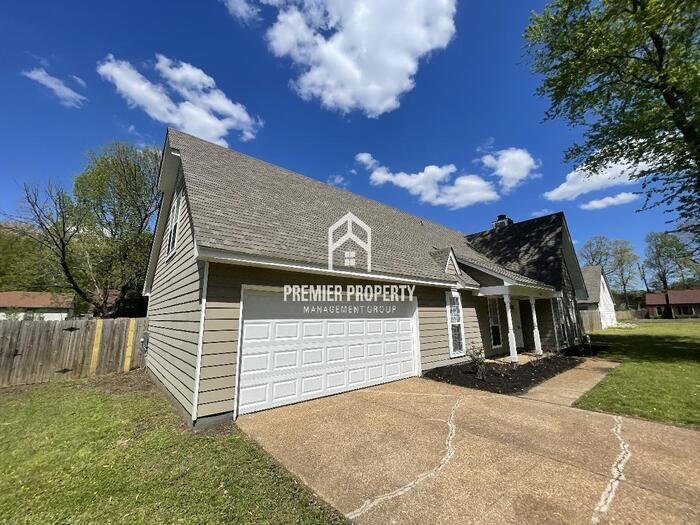 Building Photo - 5764 Heartwood Dr