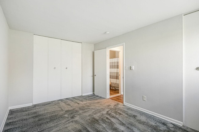 Building Photo - Dunlea Apartments