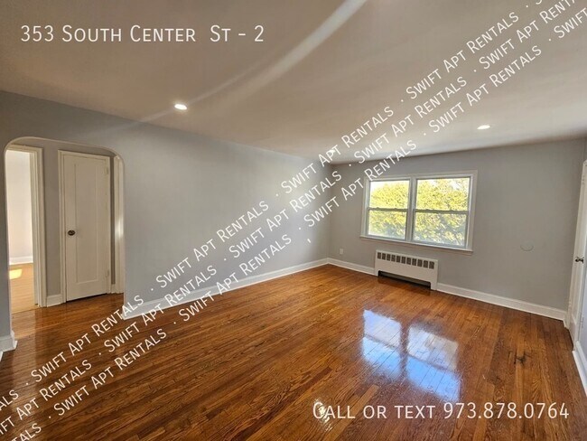 Photo - 353 South Center  St -2 Apartment