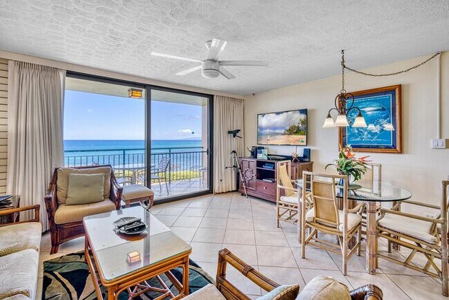 Building Photo - Punahoa Beach 201