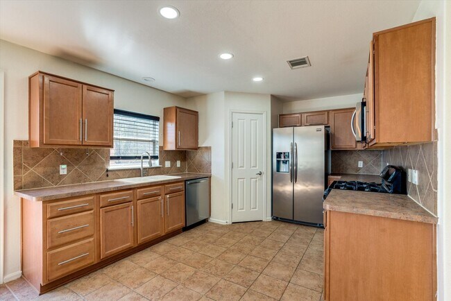 Foto del edificio - 1205 Sweet Gum Drive,  Kyle, TX 78640