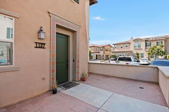 Building Photo - 1137 Delpy View Point