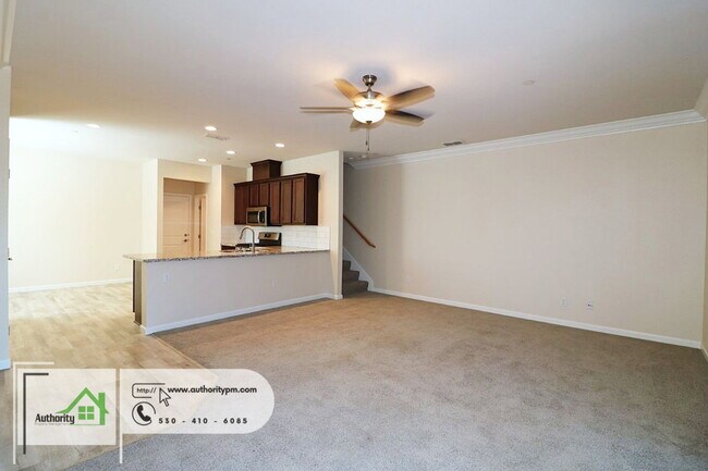 Foto del edificio - 810 Mission De Oro Dr