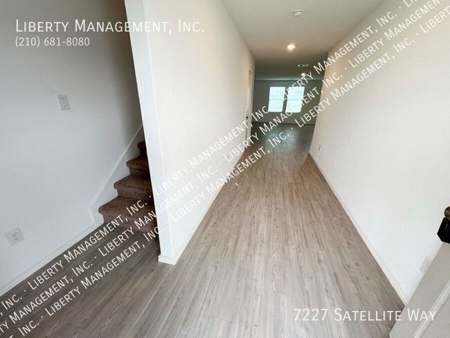 Building Photo - 7227 Satellite Wy