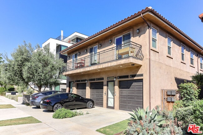 Building Photo - 6069 Horner St