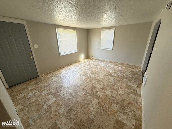 Building Photo - Affordable & Spacious 3BD Home in Yakima