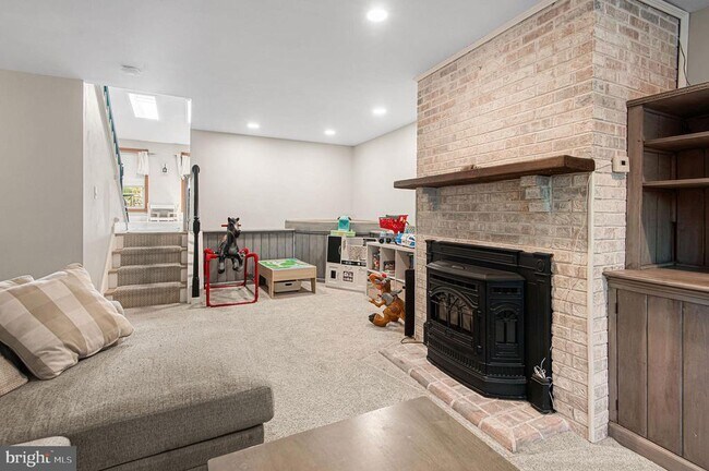 Foto del edificio - 15 Hidden Valley Ln