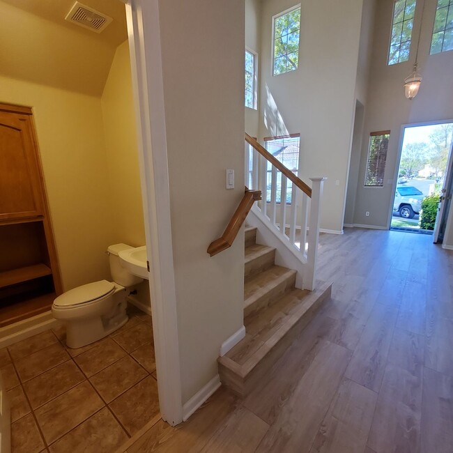 Building Photo - Lovely Tassajara Ranch 3/2.5 near Emerald ...